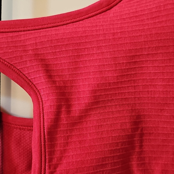 205. Lululemon Ebb To Street Crop Tank - Picture 2 of 5